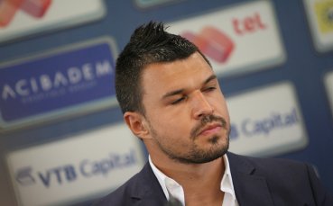 СНИМКА: Валери Божинов шокира с нова визия