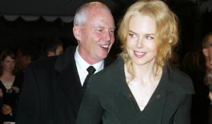 Никол Кидман с баща си през 2005 г.