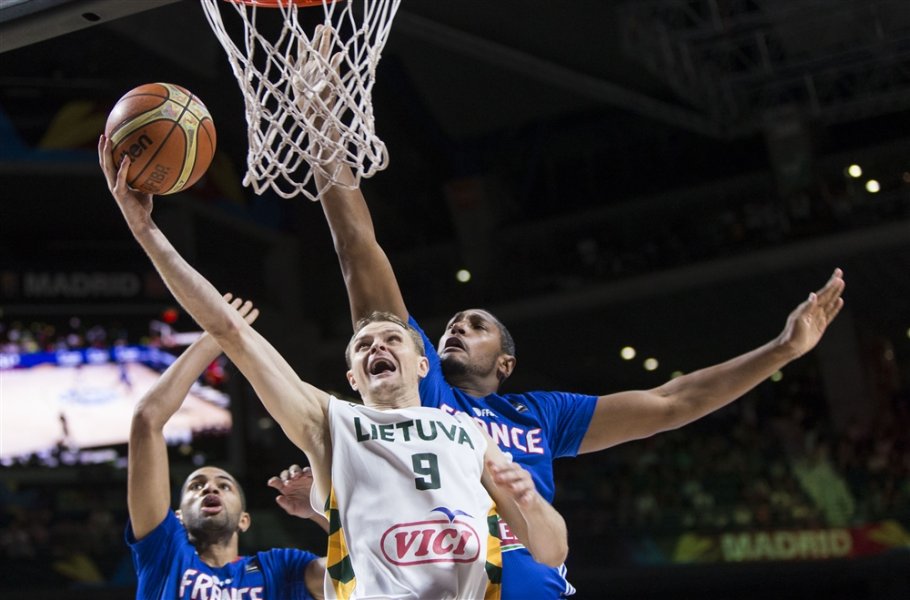 баскетбол Франция Литва медали трето място1