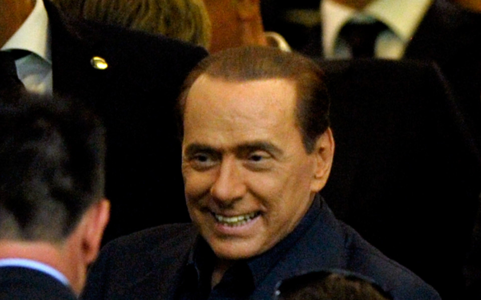 Берлускони инвестирал над милиард в Милан