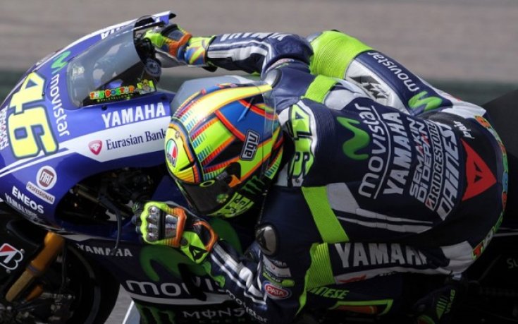 Валентино Роси в болница след катастрофата