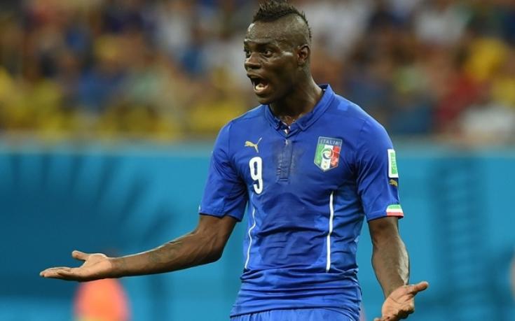 Балотели се заяде с Прандели: Той не е истински мъж