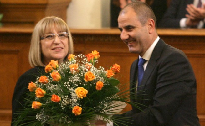 Цецка Цачева е председател на 43-тото Народно събрание