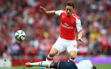 Йозил и баща му тушираха скандала без съд