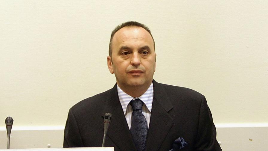 Македония праща бивш МВР министър в затвора за подпомагане на убийство
