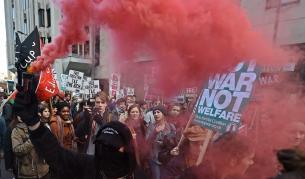 Протестиращите студенти в Лондон