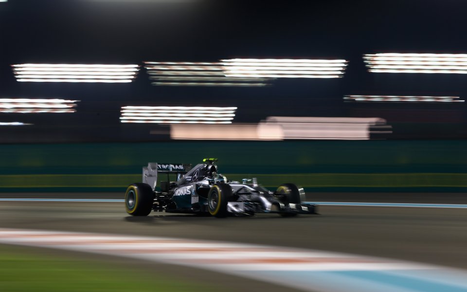Нико Розберг стартира първи в Гран при на Абу Даби
