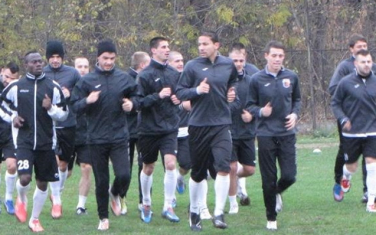 Христо Стамов и Георги Стефанов започнаха тренировки без топка в Локо Пловдив