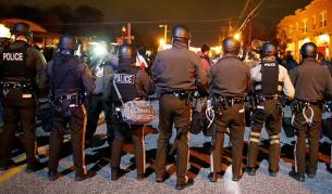 Фъргюсън: Няма да съдят полицая, застрелял младеж