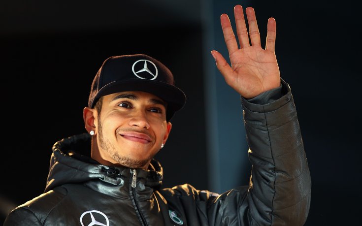 Хамилтън отпуска след края на сезона с пейнтбол