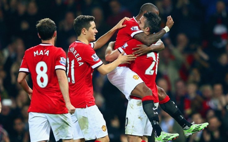 СНИМКИ: Юнайтед влезе в серия, но загуби Ди Мария