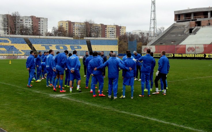 Йовов тренира с Левски