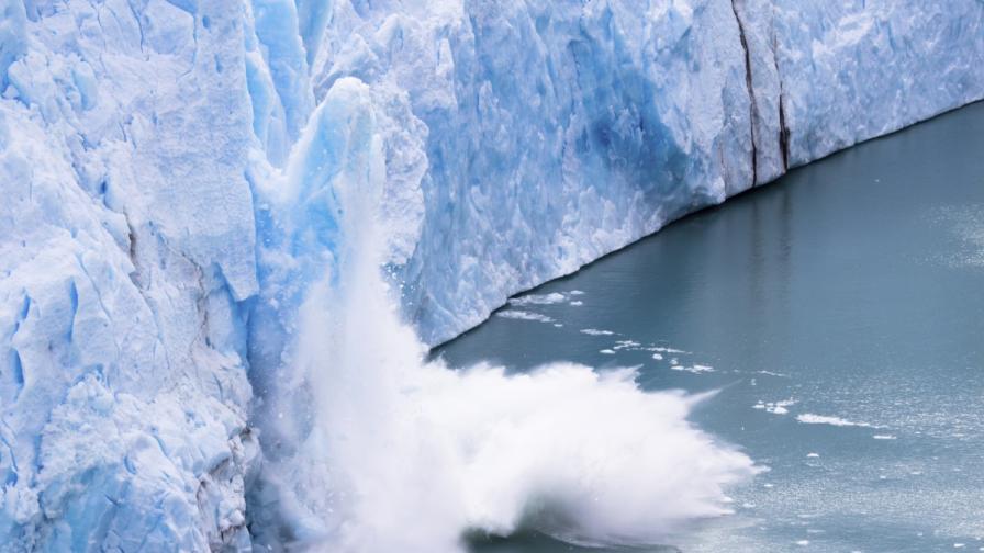 Ледниците в Антарктика се топят три пъти по-бързо