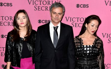 СНИМКИ: Жозе Моуриньо при ангелите на Victoria's Secret