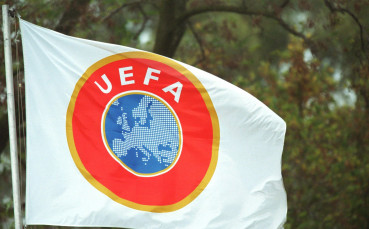 УЕФА глоби Турската футболна федерация и порица повече от 20
