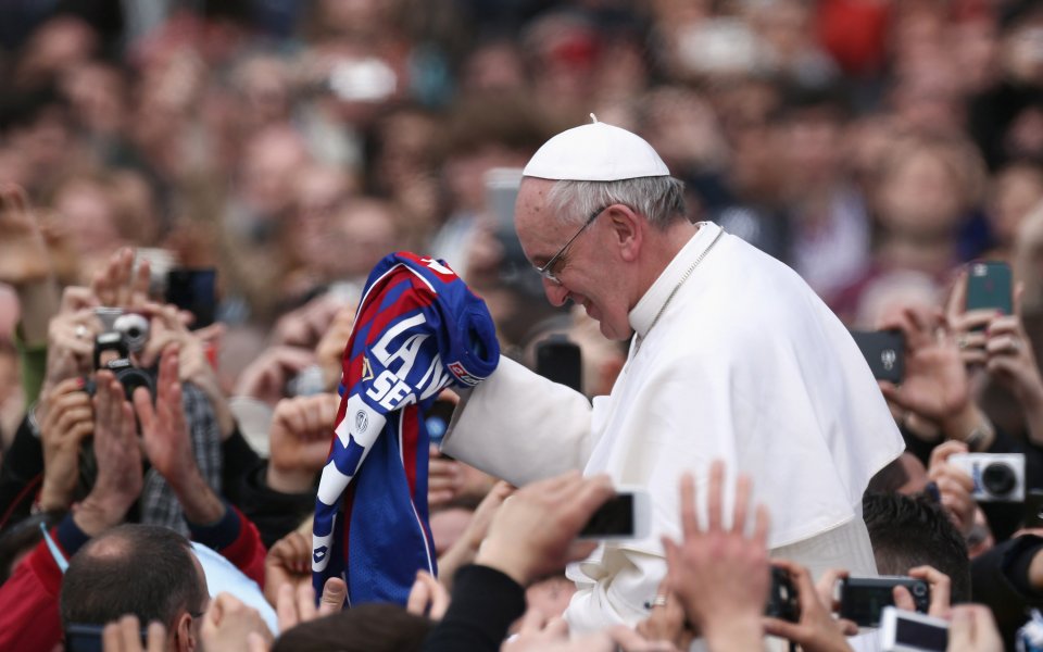 Папата няма да гледа финала на Световното клубно първенство, но ще стиска палци за Сан Лоренсо