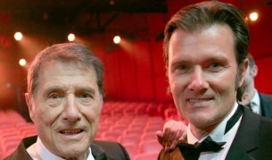 Удо Юргенс със сина си