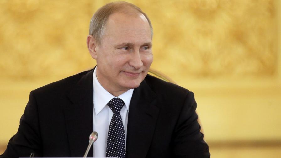 Путин поръчал връщането на Крим веднага след преврата в Киев