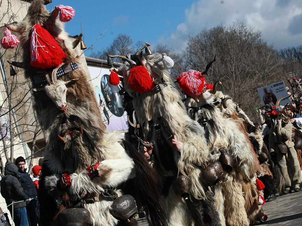 Фестивал Сурва 2015 Перник