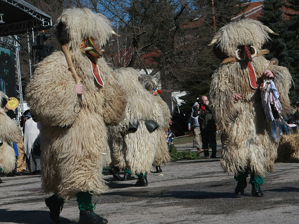 Фестивал Сурва 2015 Перник