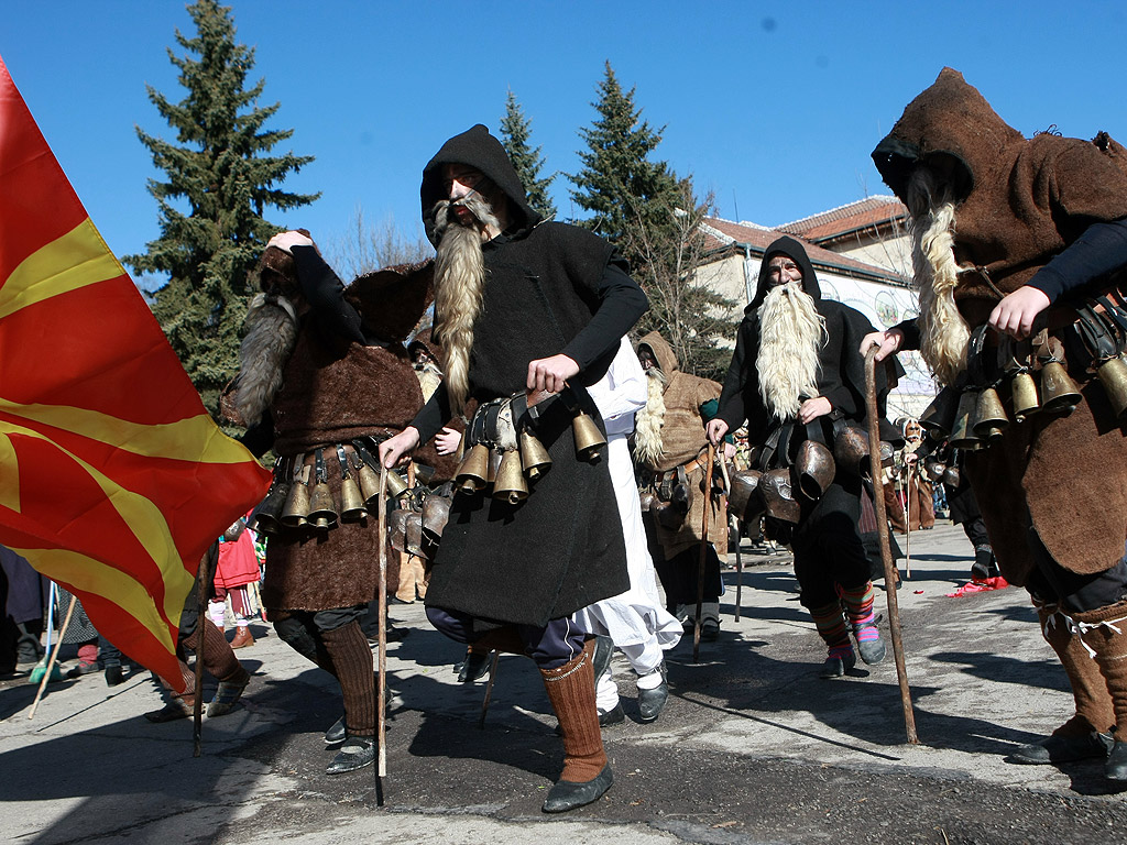 Фестивал Сурва 2015 Перник