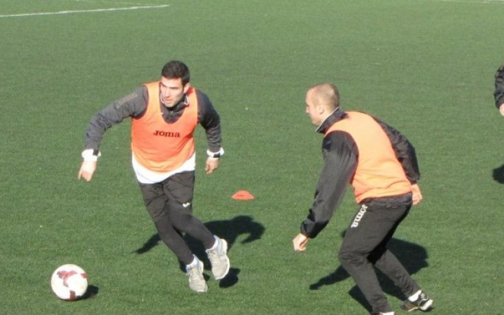 Локо Пд върна изгонен, Якимов поднови тренировки