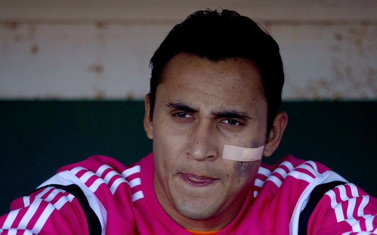 След бурната нощ, Навас тренира спокойно