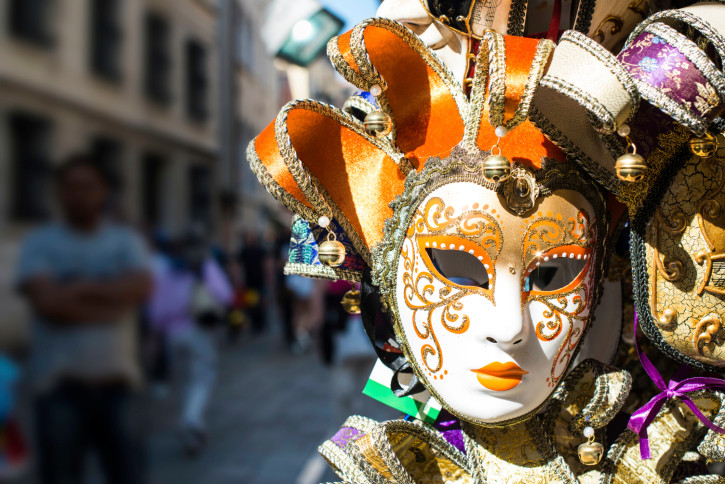 Насладете се на кадри от карнавала с маски във Венеция, Италия - неповторимо събитие, което се провежда в романтичния град всяка година 40 дни преди Великден