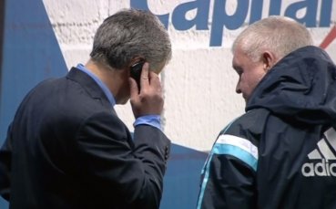 ВИДЕО: Жозе проведе тайнствен разговор след финала