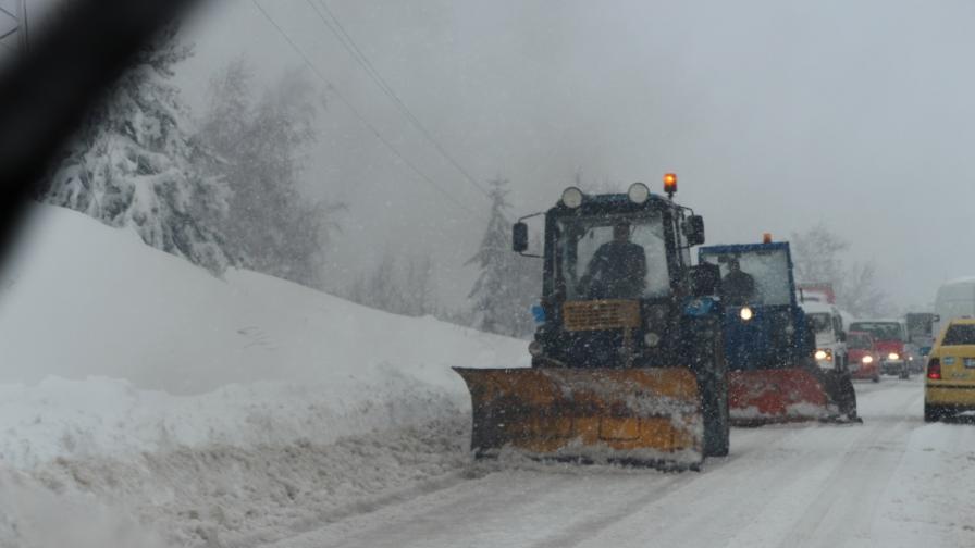 България е в снежен капан, Гълъбово отново бедства