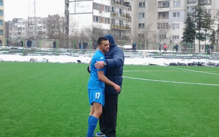 Деян Иванов