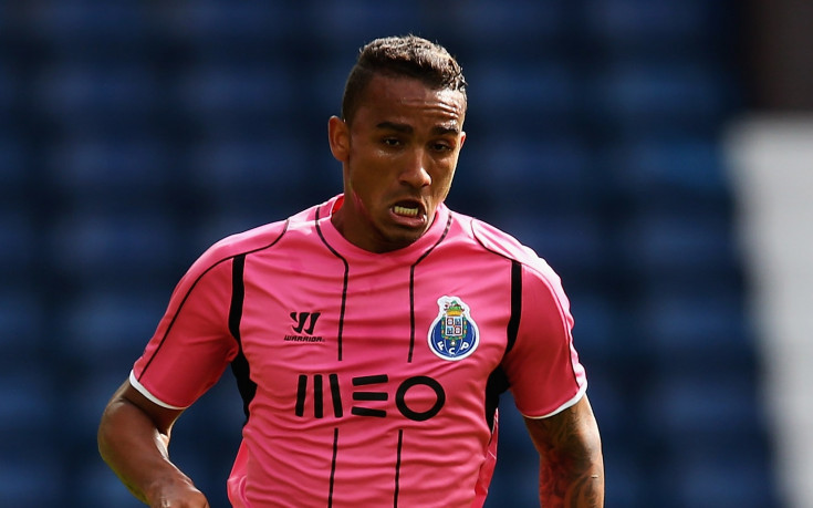 Данило подписал петгодишен договор с Реал Мадрид