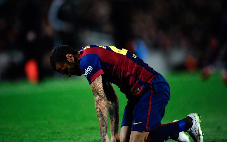 Възможно е Алвеш да е извън игра за около месец