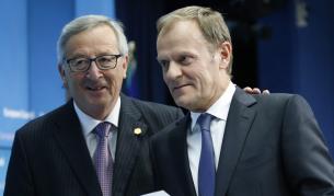 Председателят на ЕК Жан-Клод Юнкер (л) и председателят на Европейския съвет Доналд Туск