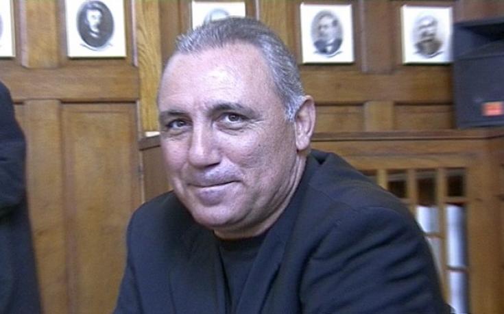 Стоичков: Не казвам, че Меси е Бог, но Роналдо да показва повече