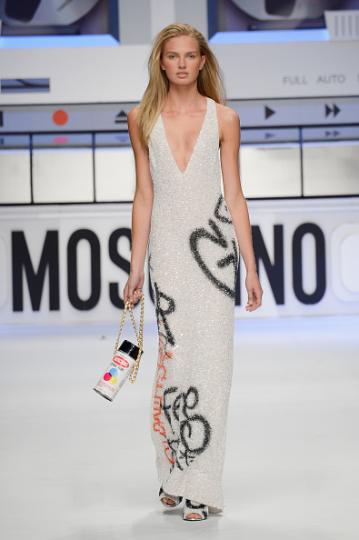 Ревю на Moschino