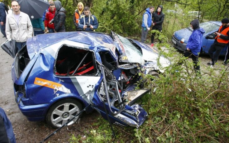 СНИМКИ: Сериозен инцидент прекрати етап от рали Варна