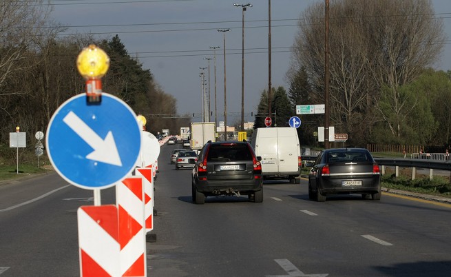 Нови промени в трафика заради ремонта на Цариградско шосе