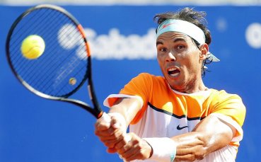 Надал и Ферер продължават напред в турнира в Барселона