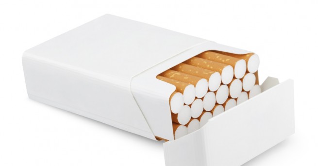 Българските цигари поскъпват от догодина. Управляващите за пореден път промениха