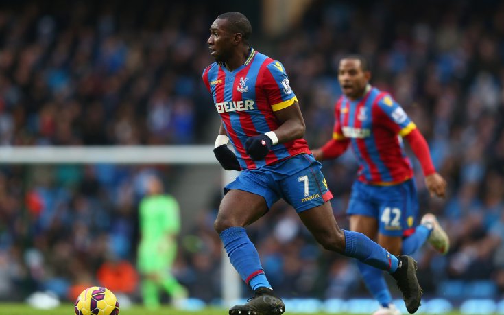 Евертън, Нюкасъл и Стоук Сити с интерес към Яник Боласие