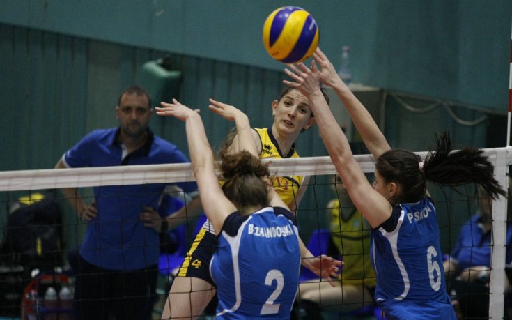 Марица с първа крачка към титлата след успех над Левски