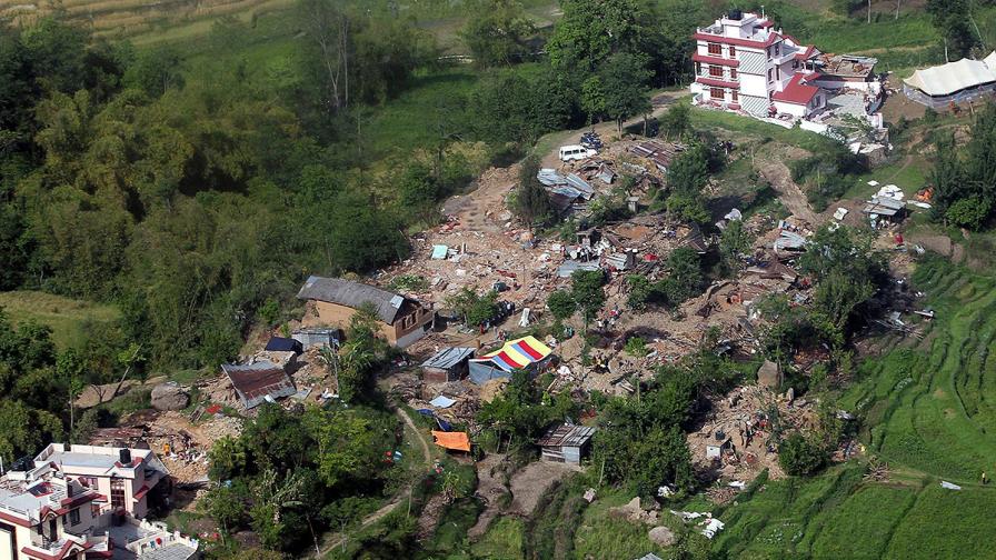 В Непал обявиха официално 109 чужденци за изчезнали