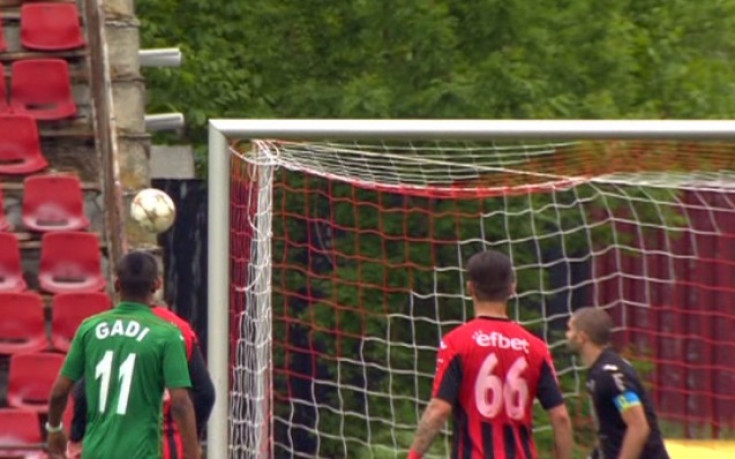 ВИДЕО: Първото полувреме на Локо София - Берое