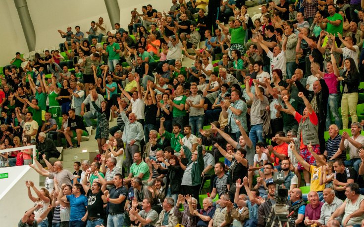 Световната лига обърква сметките на баскетболния финал?