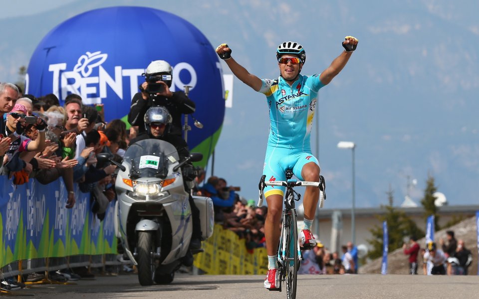 Микел Ланда спечели 15-тия етап от колоездачната обиколка на Италия