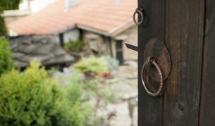 Село с над 100 паметника на културата е на път да изчезне