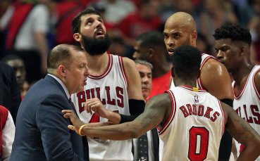 Чикаго остана без старши треньор