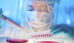 Обявиха "нова ера" в борбата с рака заради нова терапия