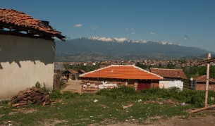 50 души в опит за щурм на ромската махала край Гърмен